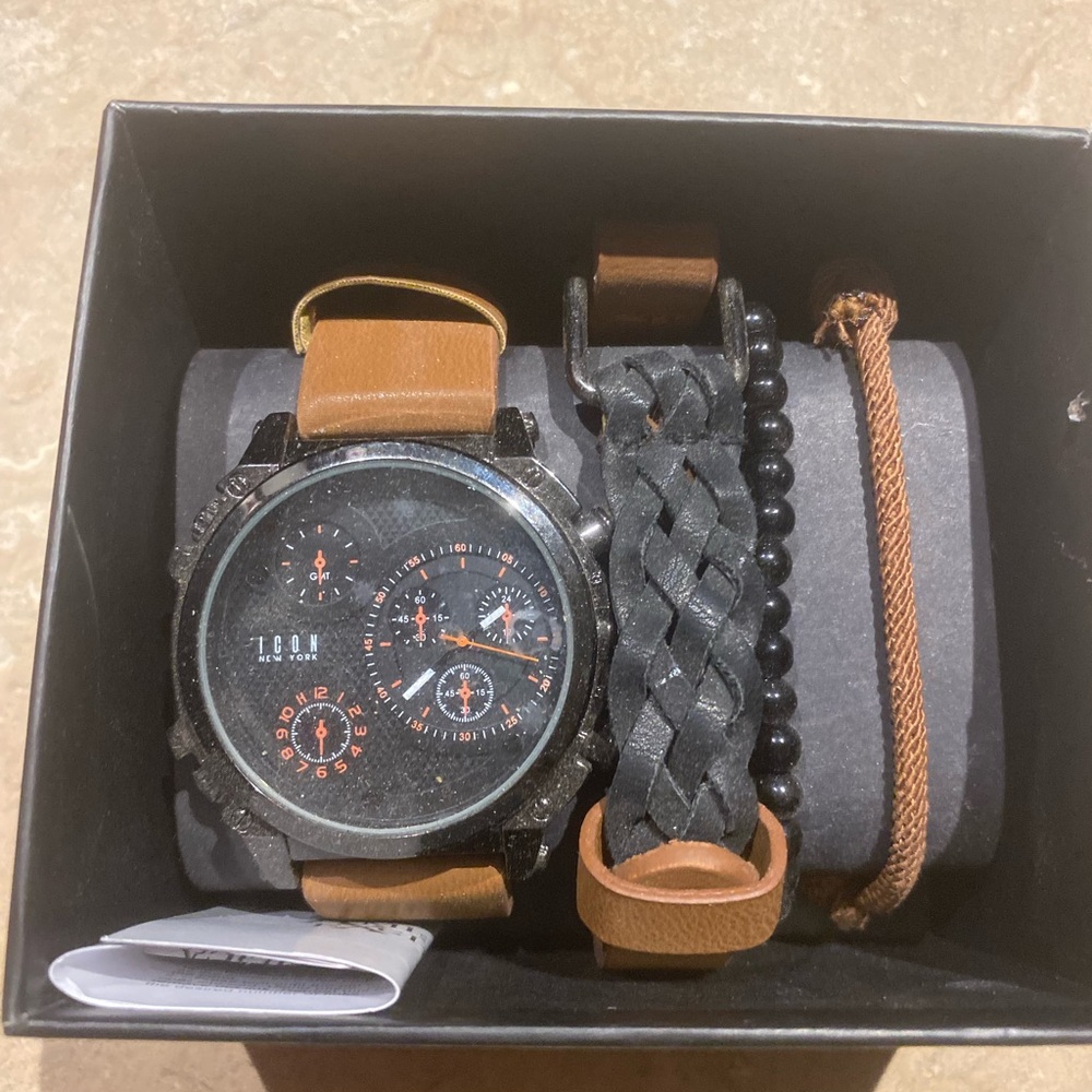 Black and Brown Watch Set